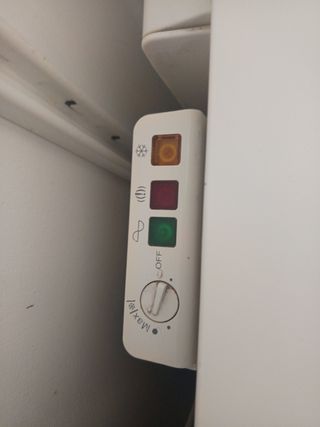 Beko HSM14540 - Arcón congelador