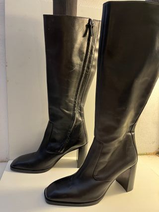 Botas altas negras de piel