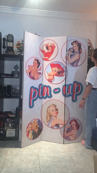 Biombo decorativo vintage de tela estampada