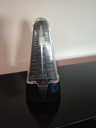 Metrónomo Seiko: precisión y estilo