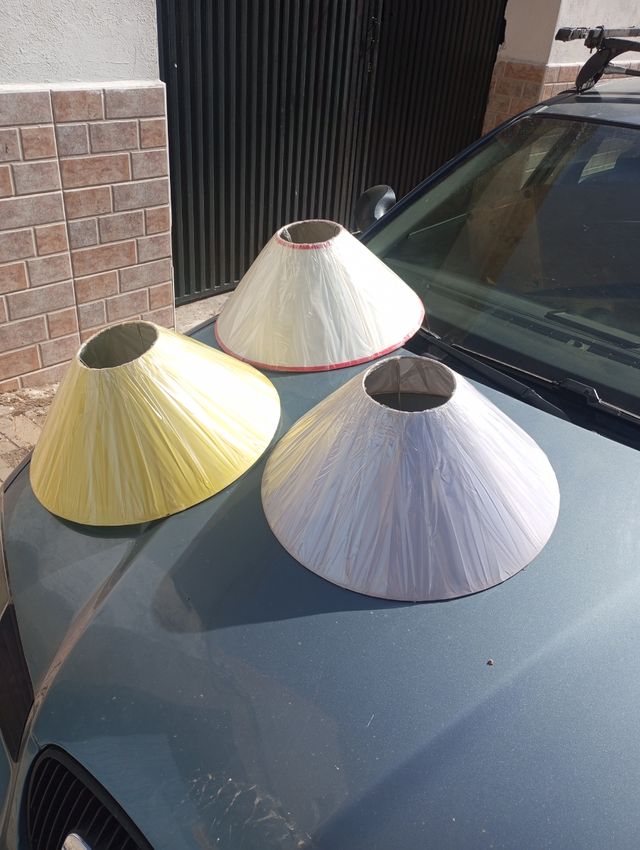 Tulipas de tela tengo más de otro colores surtido 