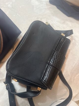 Bolso bandolera Guess negro