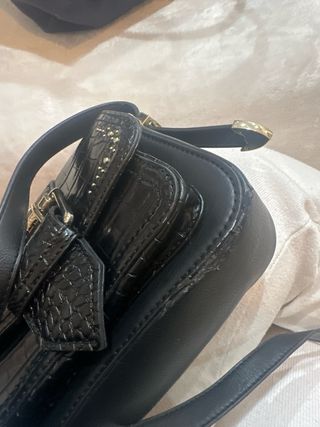 Bolso bandolera Guess negro