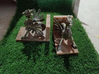 Porta libri in metallo Dragon