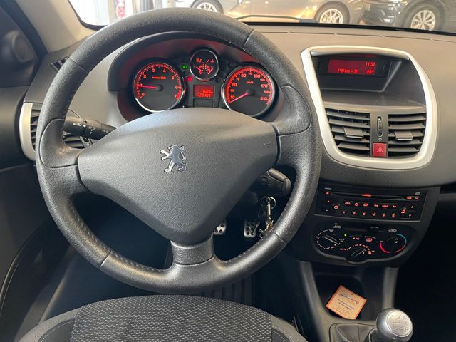 Peugeot 206 + 1.4i 75cv 
