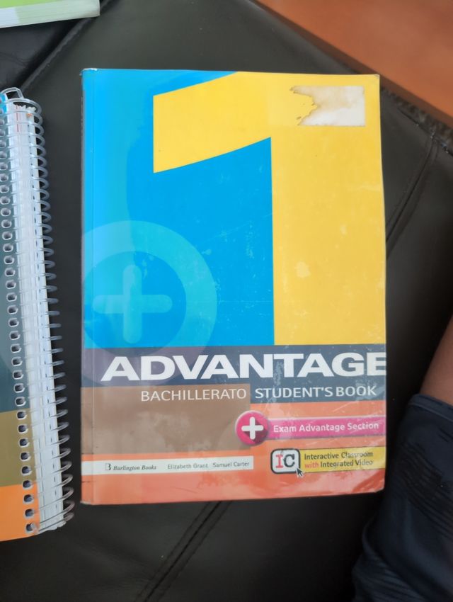 ADVANTAGE  BACHILLERATO 1 ST'S Book y Teacher's Ma