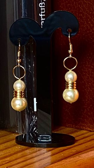 pendientes dorados y perlas Majorica 