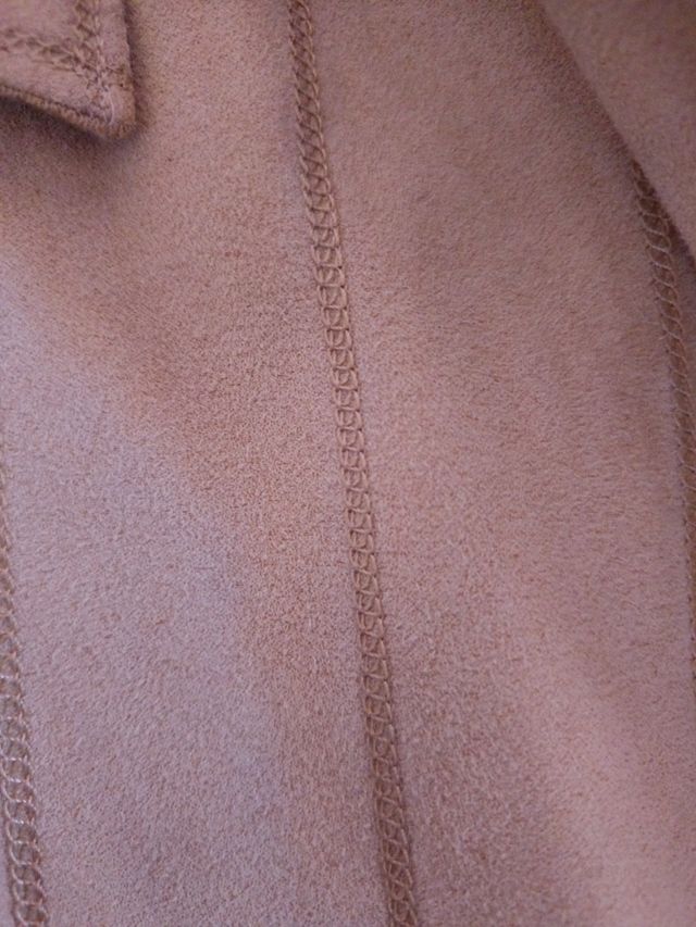 Chaqueta beige otoñal