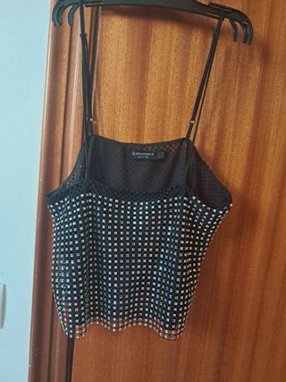 Top  negro para salir de  fiesta con brillantes 