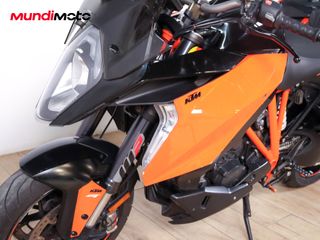 KTM 1290 SUPER DUKE GT ABS