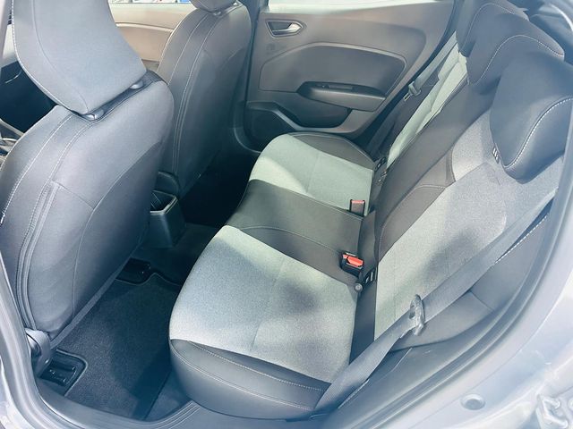 Renault Clio Hybrid 145cv SEMINUEVO