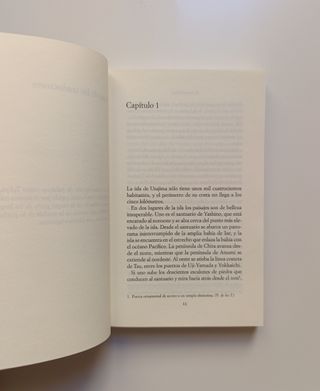 El rumor del oleaje.