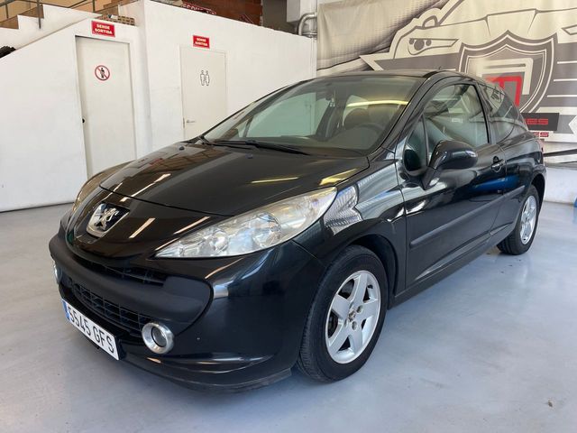 Peugeot 207 1.4i 75cv 