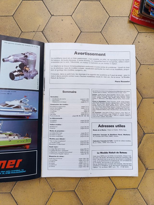 Revistas Navíos y veleros y la marina