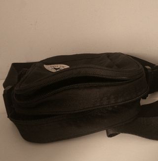 Bandolera Converse negra