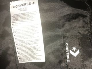 Bandolera Converse negra