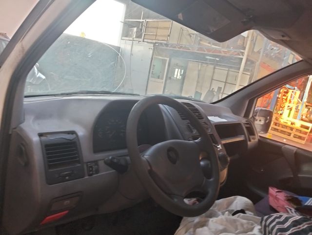 Mercedes Vito 108D - Recambios