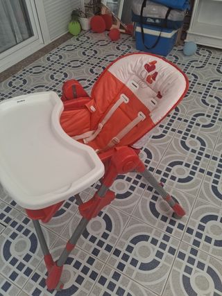 Trona bebé plegable roja