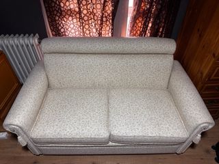 Sofá beige de tela