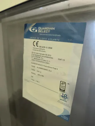 Ventana aluminio corredera - persiana