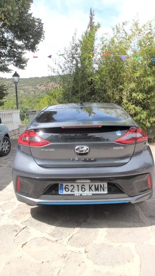 Hyundai Ioniq 1.6 híbrido 141cv 2018 – Cinza


---