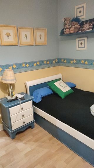 Muebles habitación infantil - azul y blanco