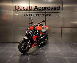 Ducati Diavel V4