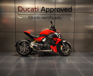 Ducati Diavel V4