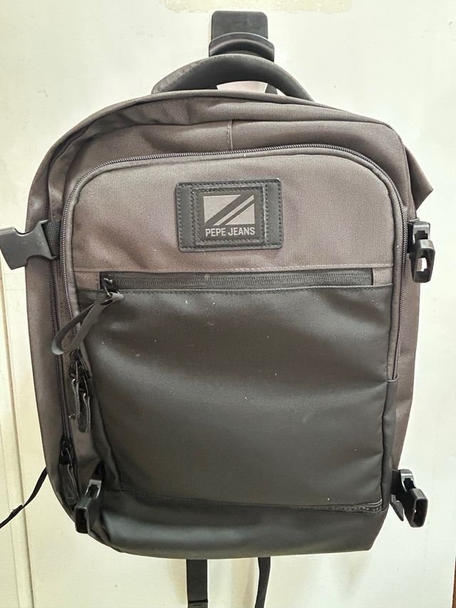 Mochila Pepe Jeans - Negra