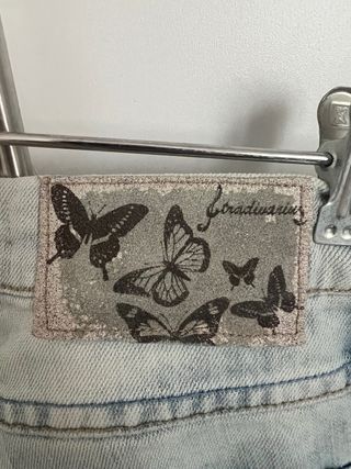 Jeans Stradivarius vintage tiro bajo con estampado