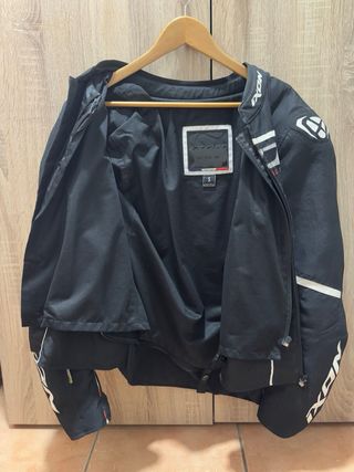 Chaqueta moto IXON Racing
