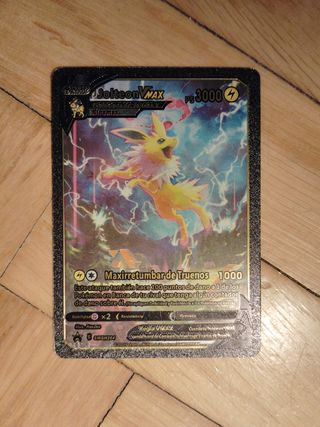 Jolteon VMAX - Carta Pokémon