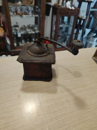 Molinillo café antiguo Elma