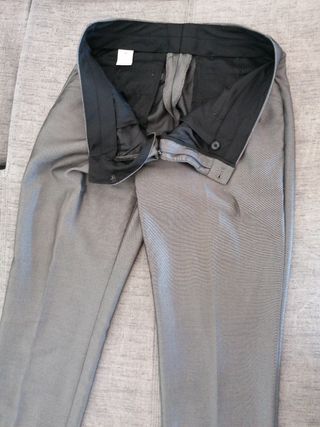 Traje gris completo caballero