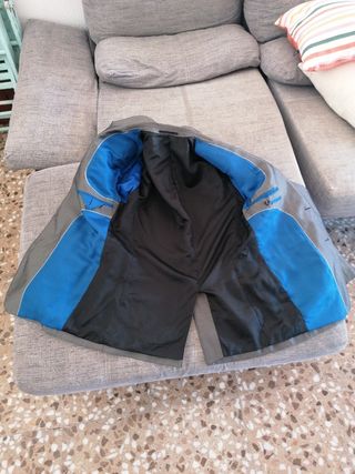 Traje gris completo caballero