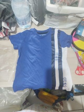 T-shirt Guess bimbo 3 anni