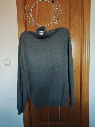 Jersey cuello alto Zara M