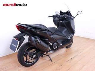 YAMAHA T-MAX 560 