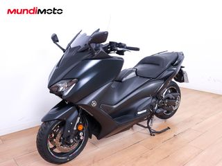 YAMAHA T-MAX 560 
