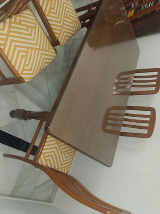 Mesa rústica + 6 sillas madera