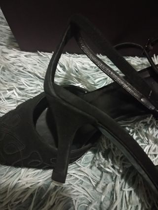 Zapatos Miryan negros tacón aguja