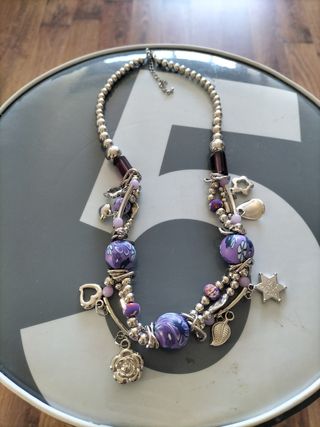 Collar bisutería morado chica nuevo.