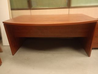 Sedia da ufficio da riunione in pelle con struttura in alluminio