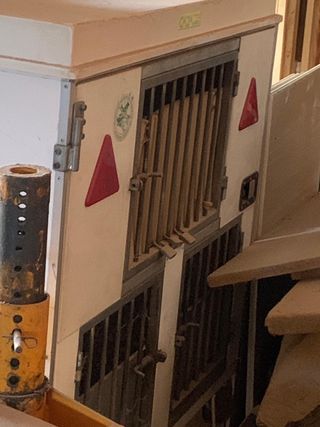 Remolque a medida para caza, espacio para perros..