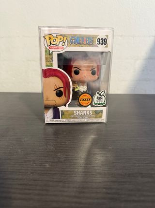 Funko Pop Shanks One Piece Chase