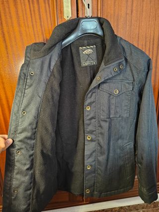 Chaquetón Vans negro talla S