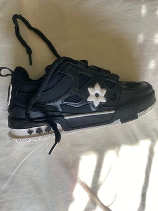 Zapatillas Louis Vuitton - Talla 43