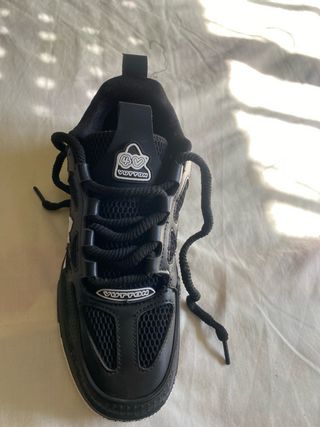 Zapatillas Louis Vuitton - Talla 43