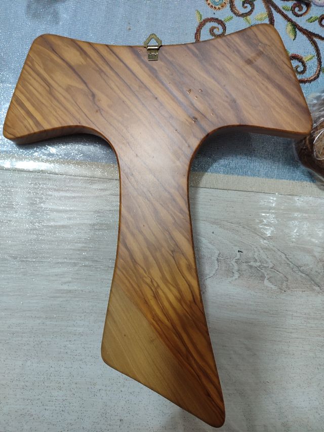 Crocifisso in legno d'olivo di San Francesco d'Ass