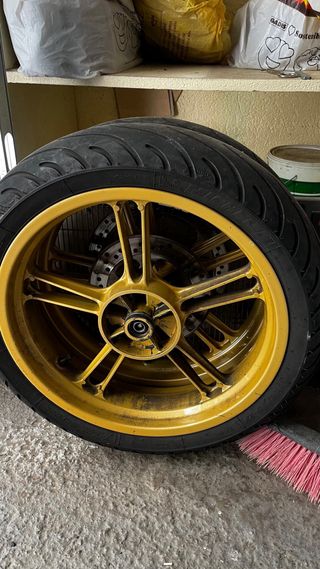 Ruedas Yamaha YZF R125 - Llantas